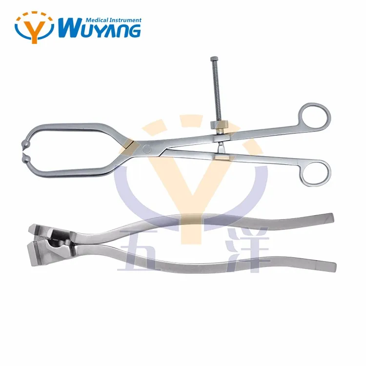 Pelvic forceps, curved forceps