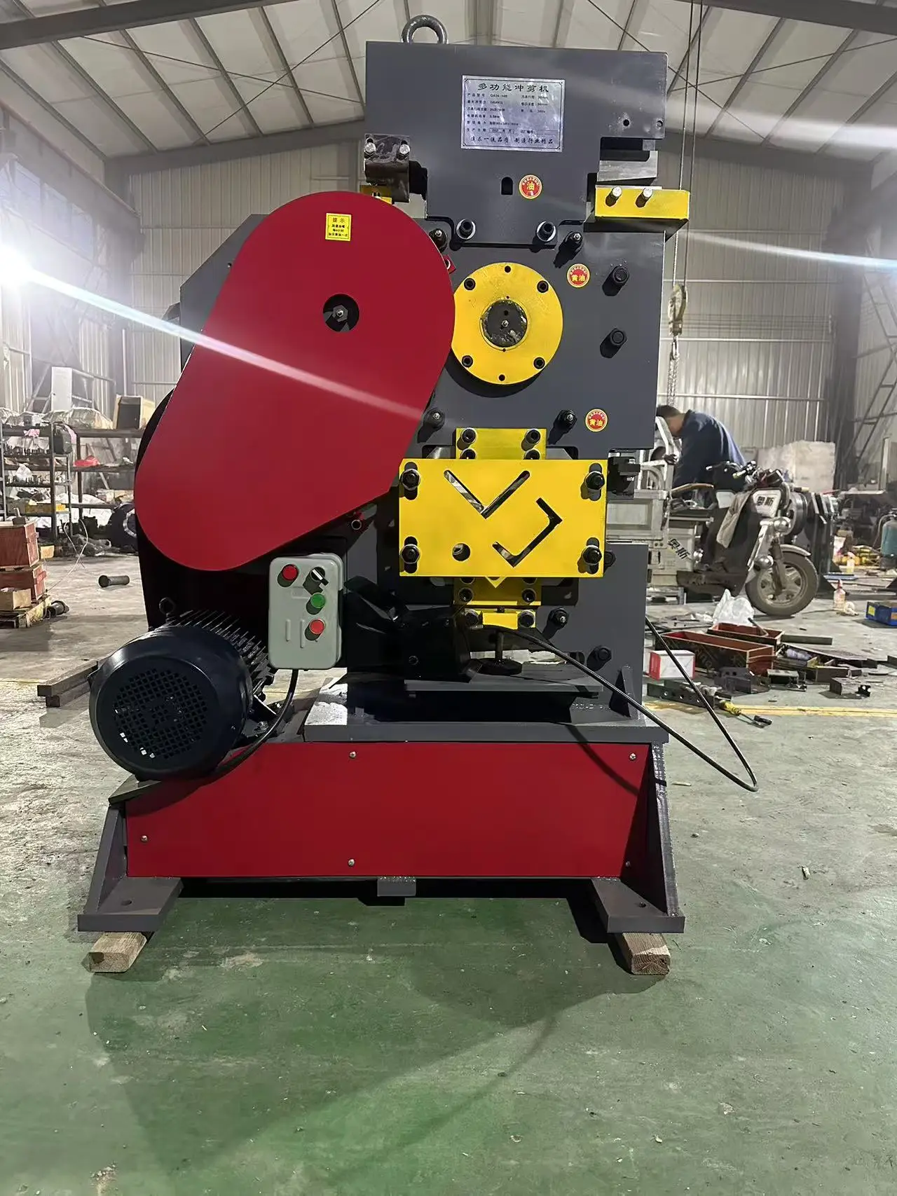 Good Quality Metal Punching Iron Steel Cutting Machine Angle Punching Marking Shearing Machine