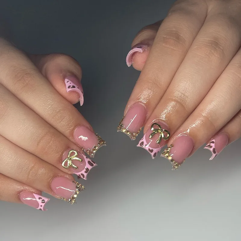 24 piezas de uñas postizas francesas con estampado de leopardo, cortas, cuadradas, reutilizables, de cobertura completa, con flores 3D y pedrería 2