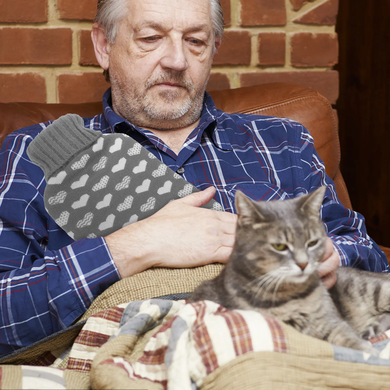 

1Set Hot Water Bottle Hot Water Bag Portable Hand Warmer Compact Reusable Winter Supply for Home Office Travel Muscle Relief