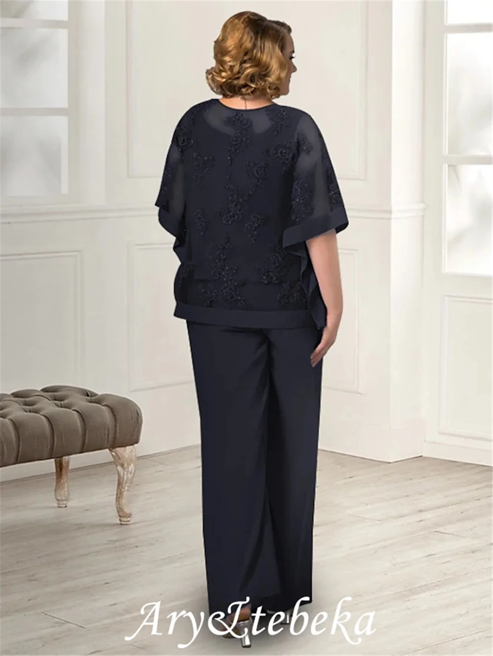 Plus Size Jumpsuit 3 Stuk Pak Moeder Van De Bruid Jurk Elegante Jewel Hals Chiffon Kant Korte Mouw Met Pleats applicaties