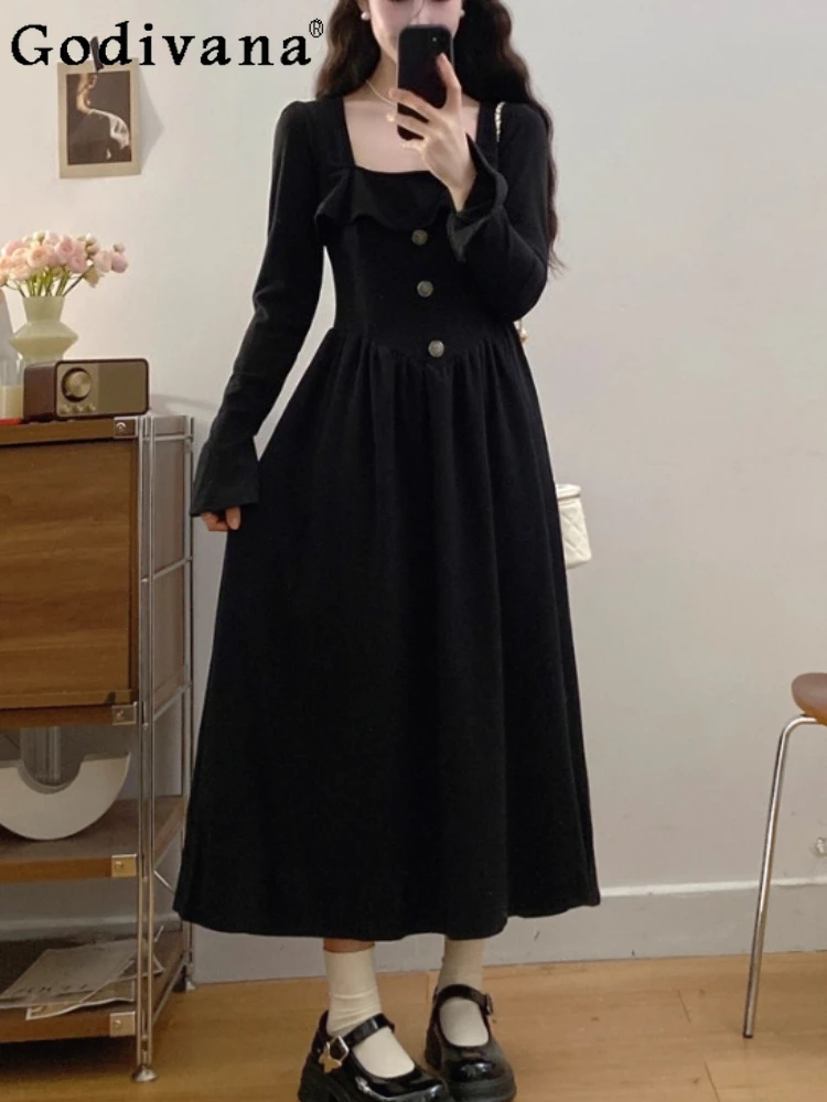

Women Plus Size French Temperament Square Neck Black Flare Sleeve Long Dress Fashion High Waist Versatile Elegant Party Dresses