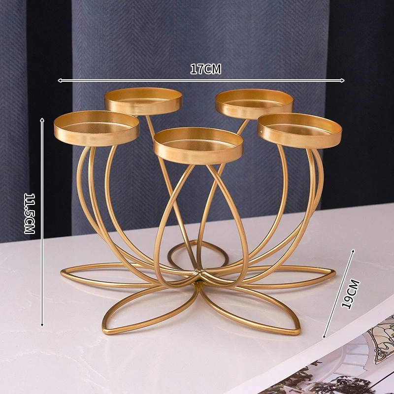 1pcs Iron Candle Holder Vintage Romantic Dinner Table Decor Home Centerpiece Wedding Gift Dining Table Decoration