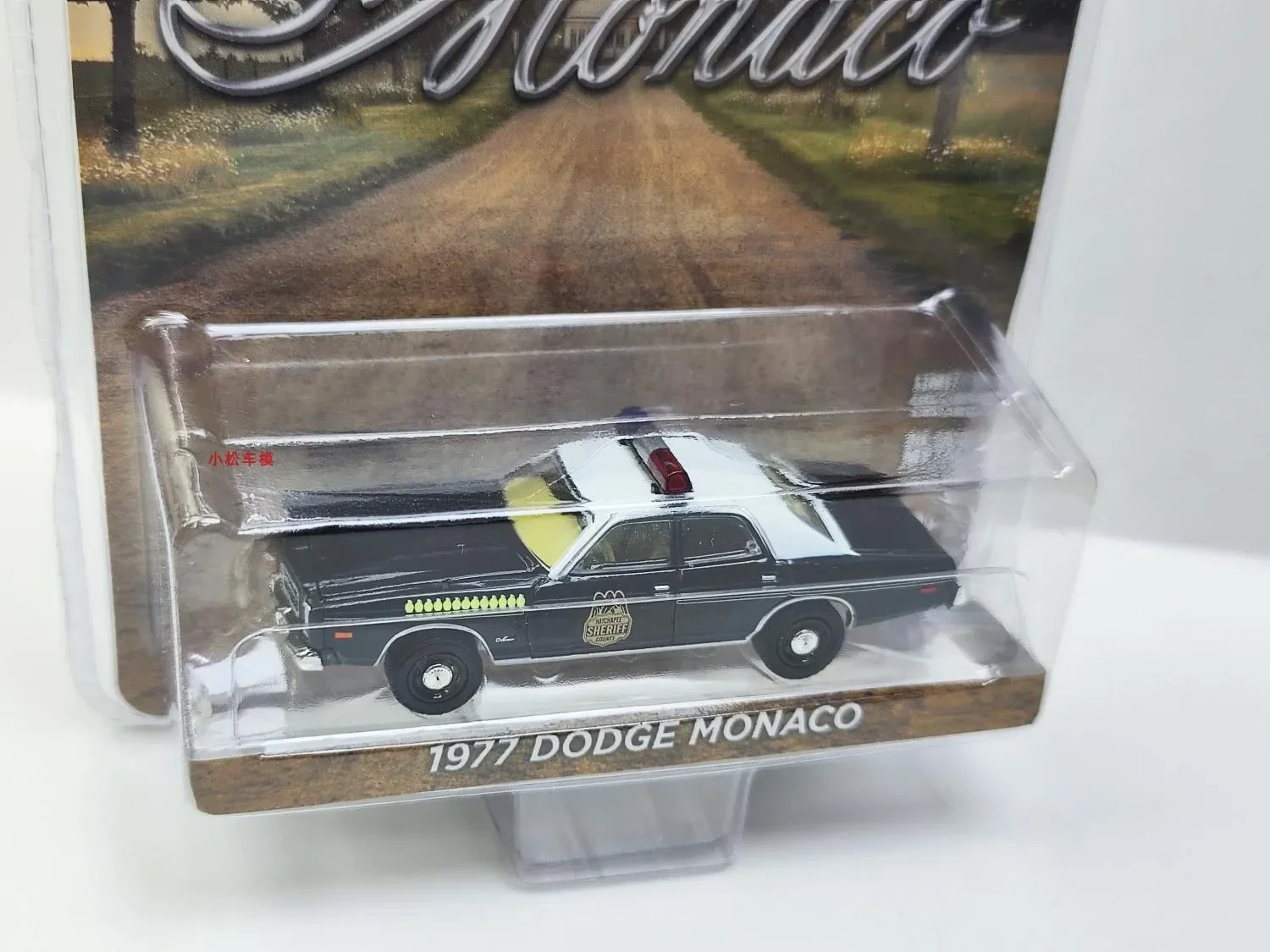 1: 64 1977 Dodge Monaco Police Car  Diecast Metal Alloy Model Car Toys For  Gift Collection