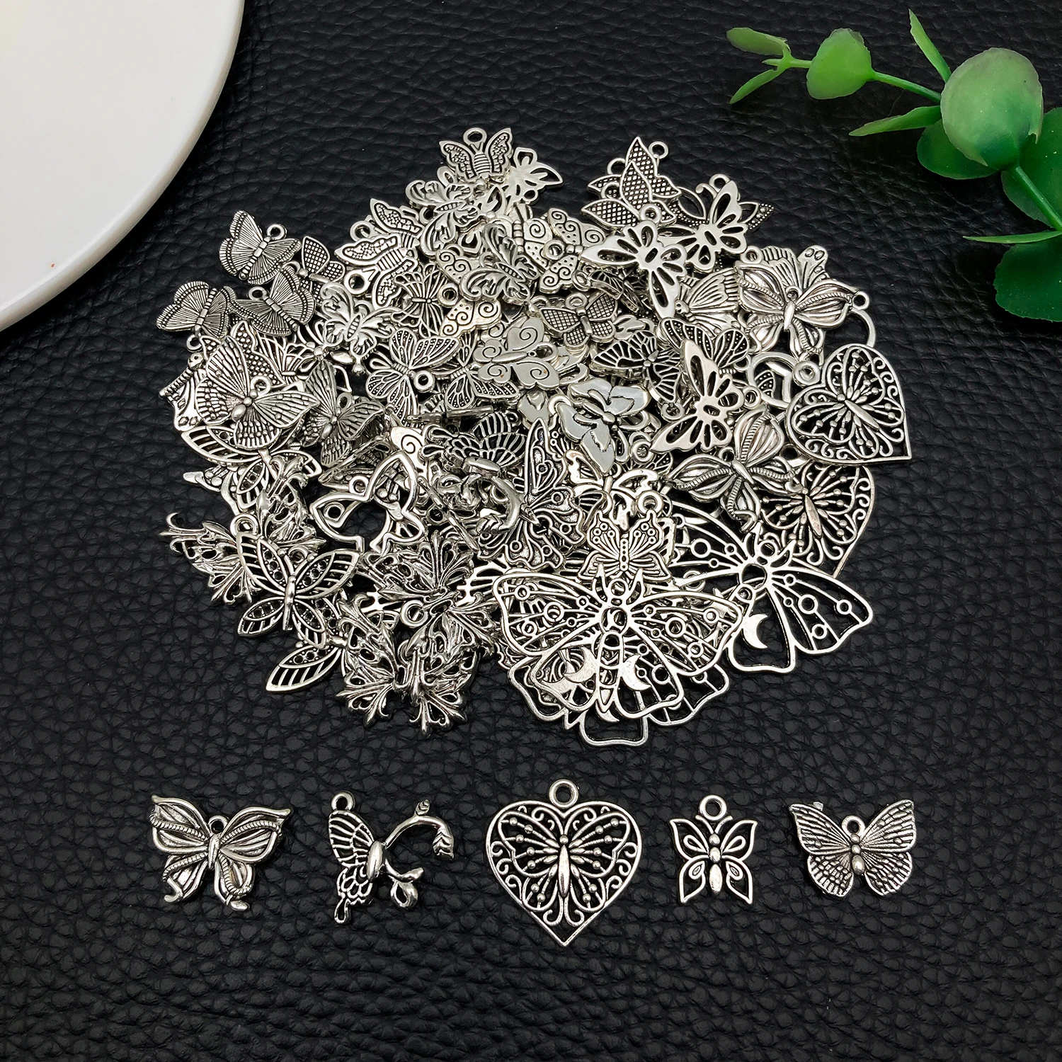 20/50/100pcs Vintage Silver Butterfly Charm Assortment - Perfect for Bohemian Jewelry & Fashion DIY Projects!