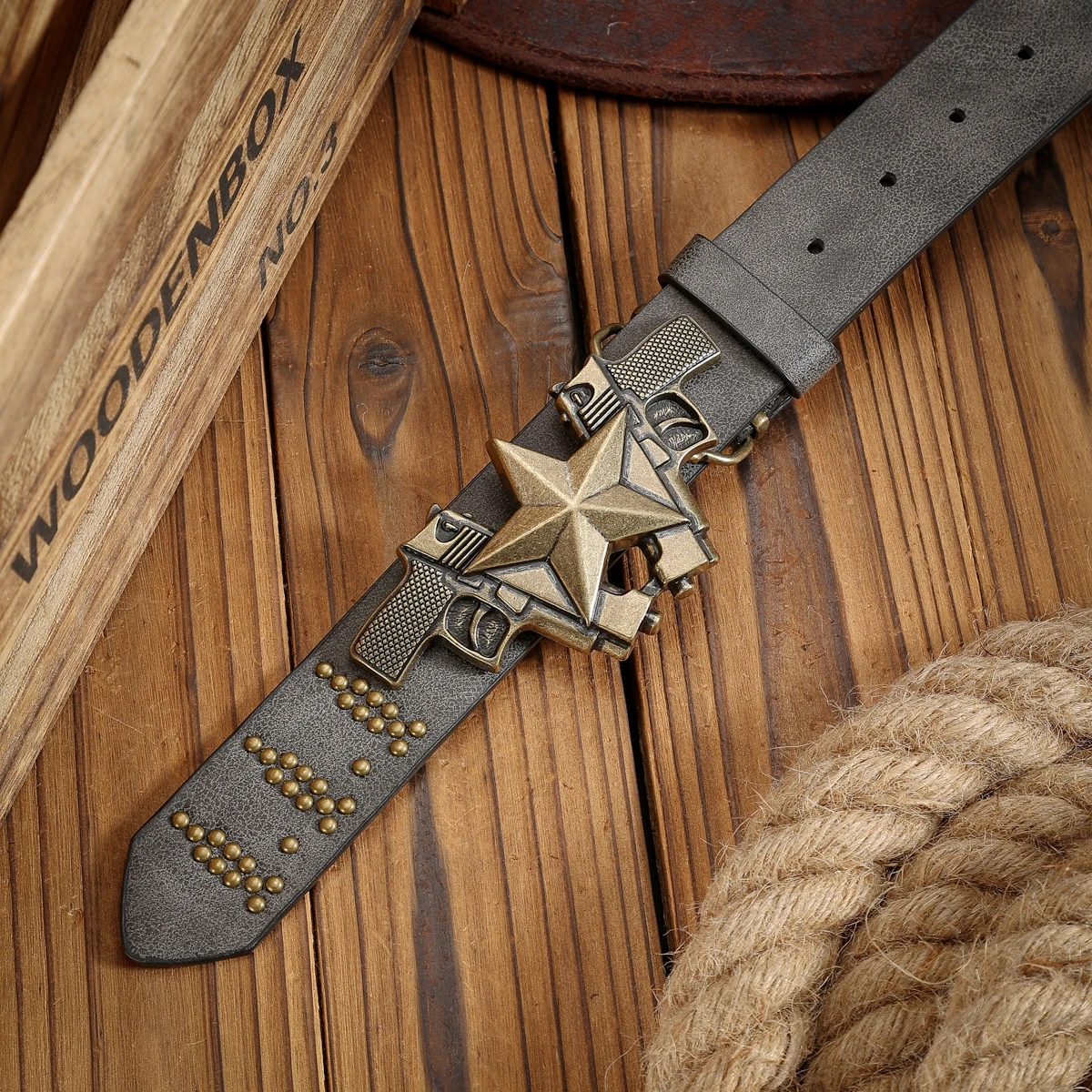 Ein PU-Gürtel im Western-Stil, geeignet für Männer und Frauen, im Bohemian-Stil und Retro-Look, perfekt für alltägliche Freizeitausflüge. – Detail 15