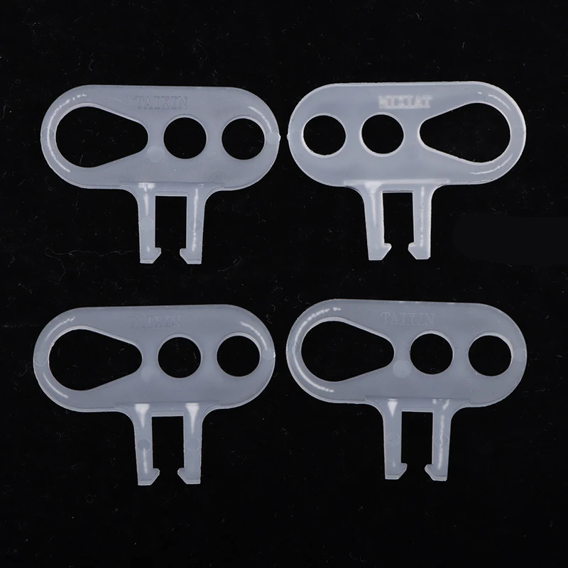 100PCS High Quality 3 Holes Plastic Strain Reliefs Cord Grip Threading Hook To Fix Lamp Cord For Ceiling Light Fixture Replace