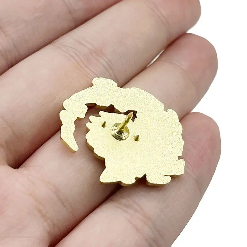 Broche périphérique Demon Slayer Kamado Tanjirou, dessin animé créatif, figurine exquise, décoration d'animation, cadeau de vacances, livraison rapide