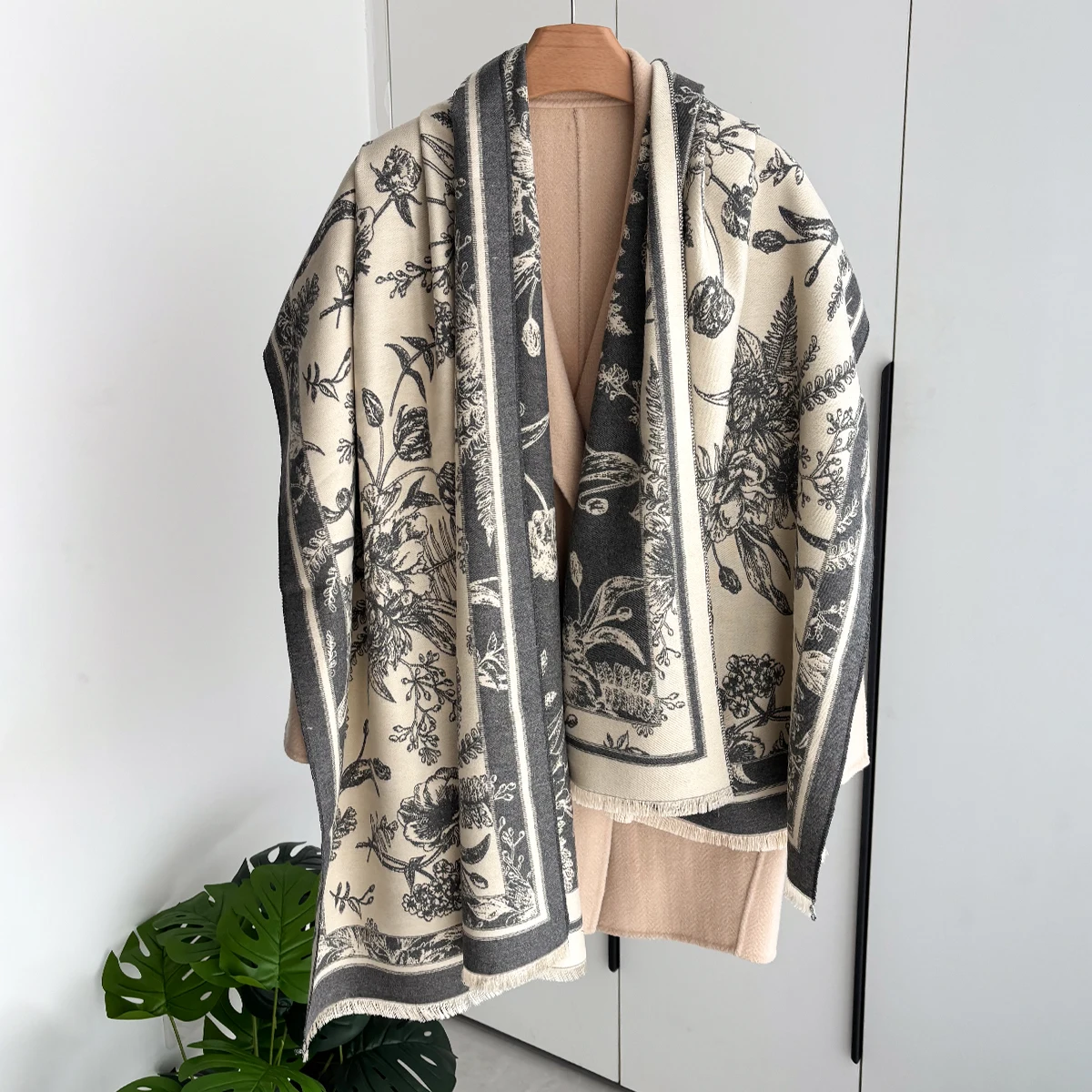 

2024 Роскошный зимний кашемировый шарф, женский новый дизайн, теплое одеяло из пашмины, шарфы-пончо, женская шаль с принтом, толстый платок Bufanda