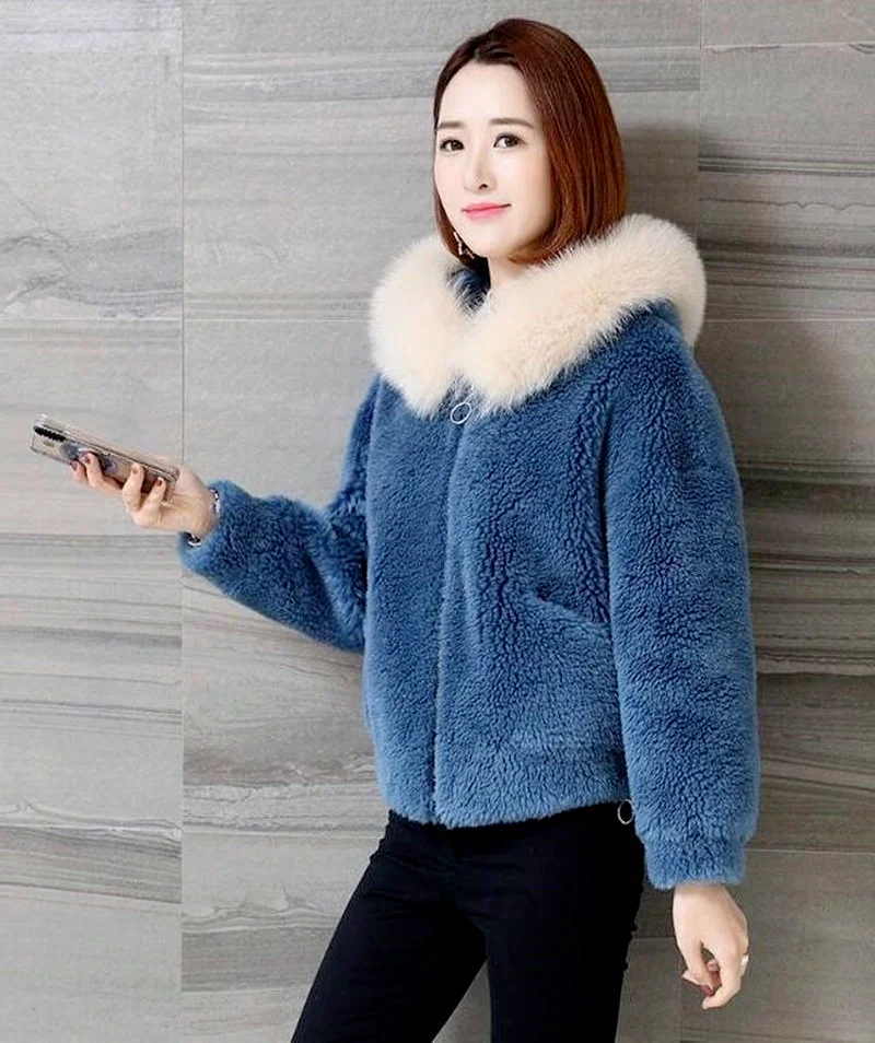 Imitation Fox Plush Jacket Female Short Outerwear Clothing Winter Coat 2021 Winter Women Fashion Casual Jackets Faux Fur Coats