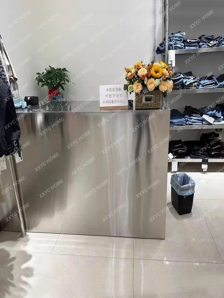 Simple Modern Stainless Steel Bar Counter Clothing Store Cosmetology Shop Cashier Desk Small Store Bar Counter Reception Desk