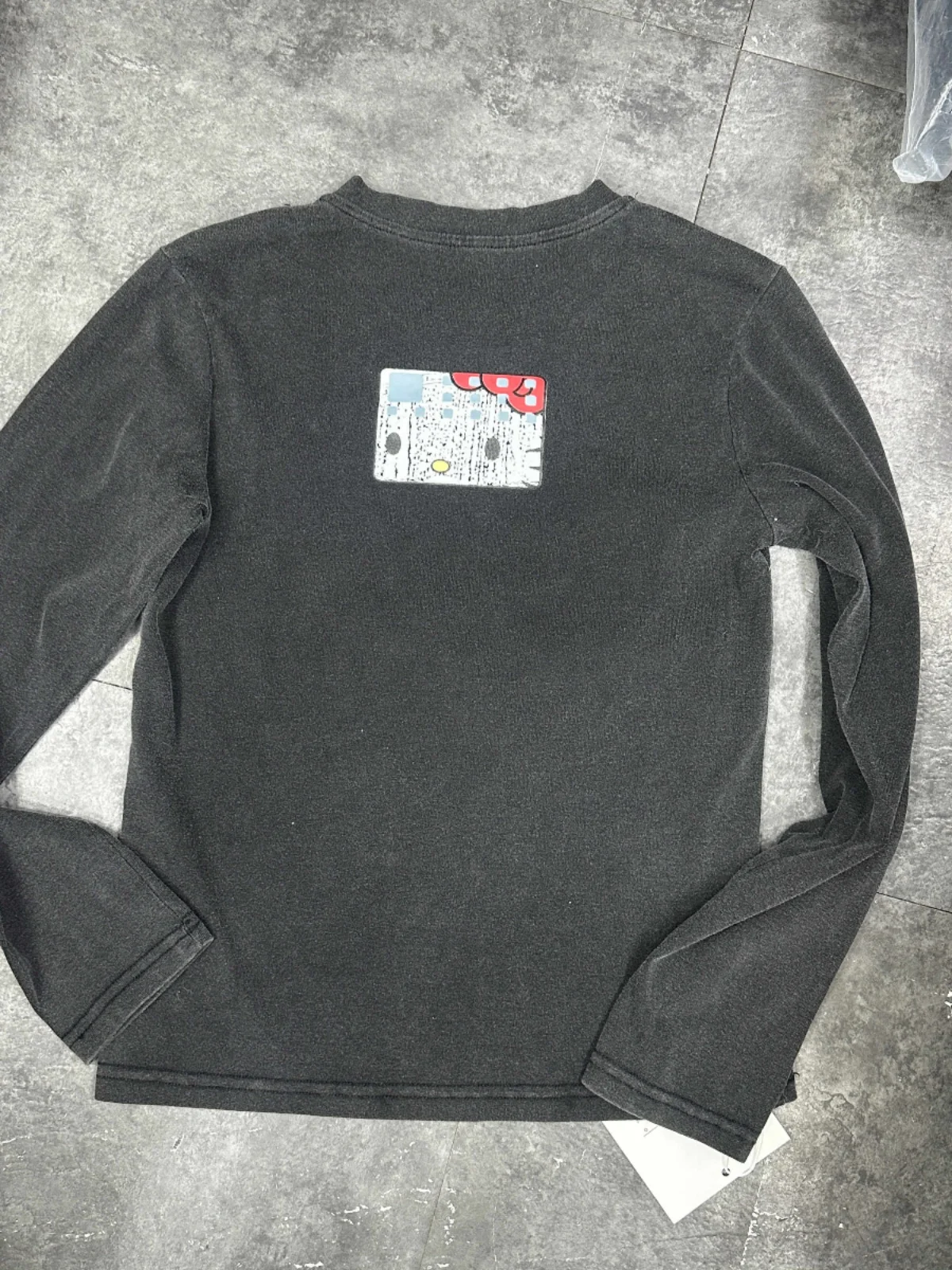 Padrão de desenho animado anti-envelhecimento redondo ne feminino longo sve camiseta base irt topo coreano sle oulder alta qualidade sentido