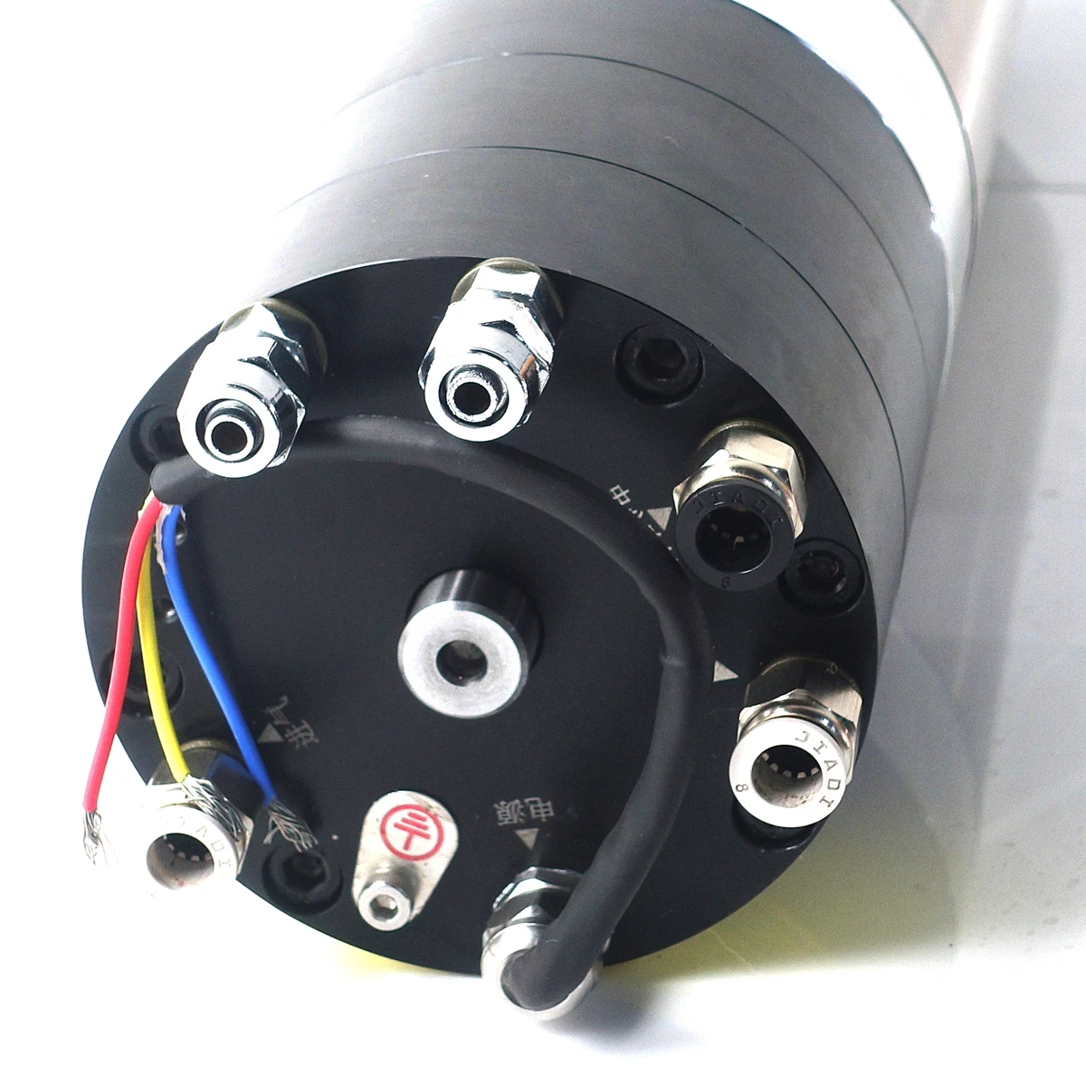 3KW 3.5KW BT30 อัตโนมัติเครื่องมือเปลี่ยนแกนนิวเมติก ATC Water Cooling แกนมอเตอร์ ATC 220V 380V สําหรับแกะสลักโลหะ