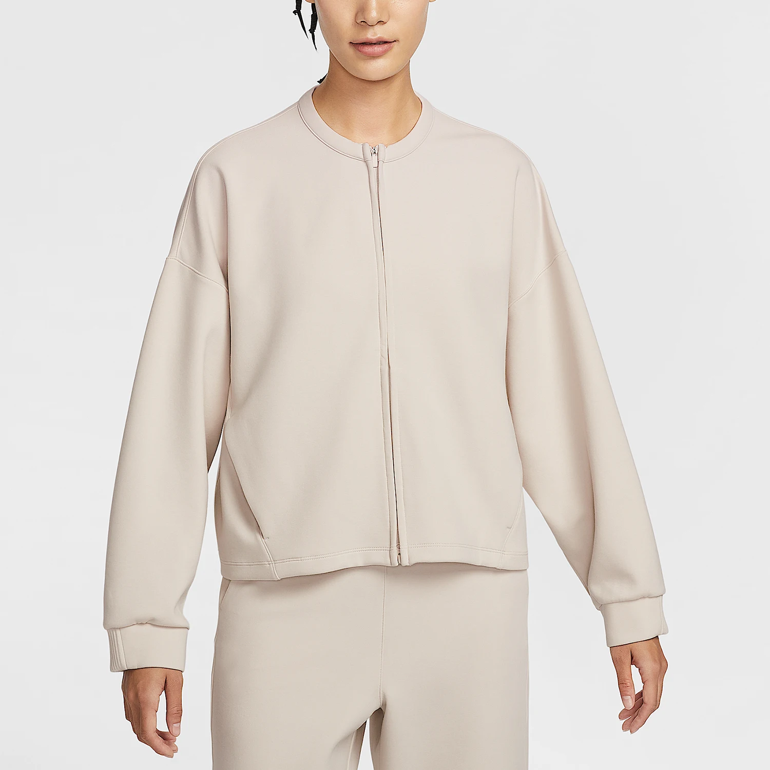 

Женская весенняя трикотажная куртка Nike с круглым вырезом II5326-104