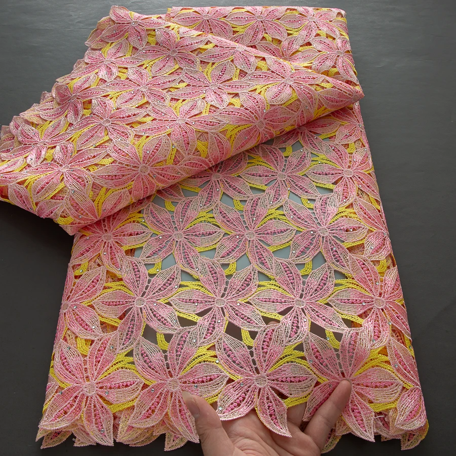 Nigerianischer Kordel-Guipure- – Guipure Lace Panel Bewertung und Preis