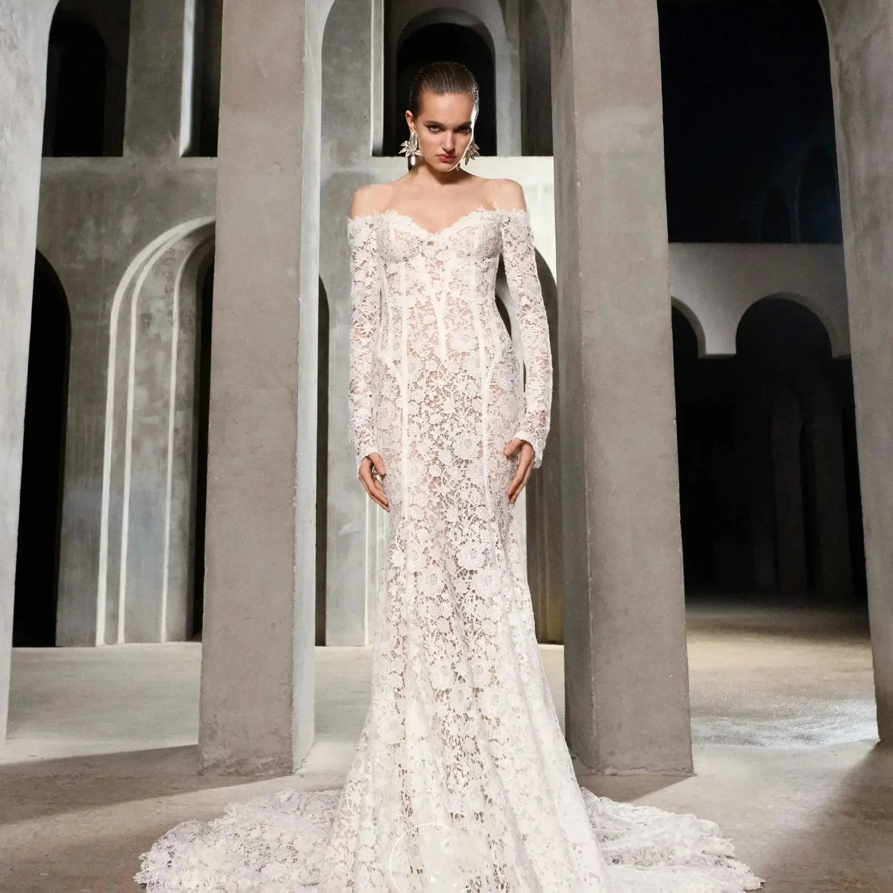 

Customized Romantic Long Sleeve Mermaid Wedding Dresses Sexy Sweetheart Lace Bride Gowns Vestidos De Novia