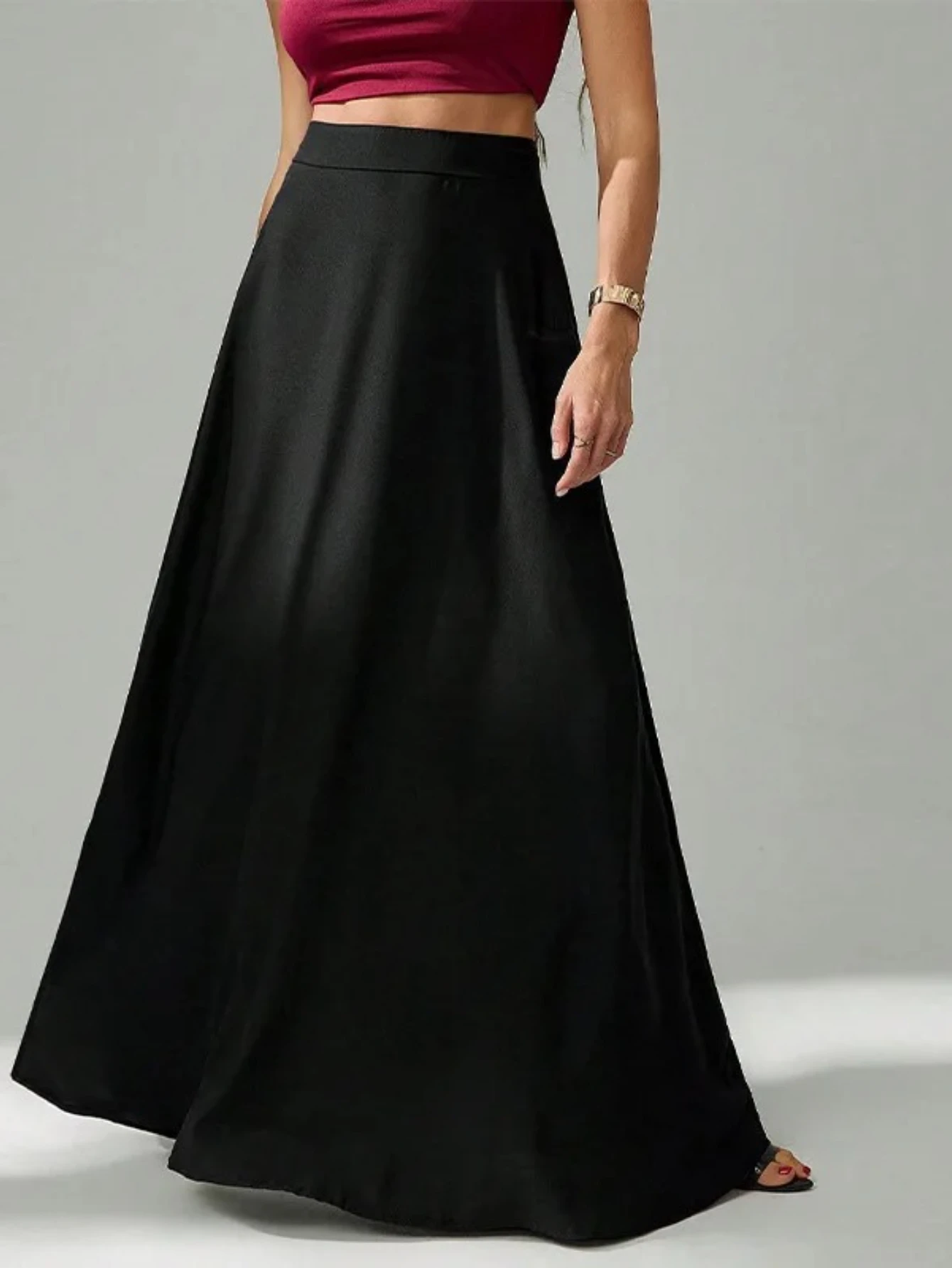 تنورة ميدي سوداء على الطراز الأوروبي والأمريكي #1