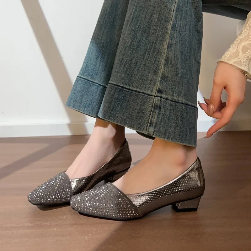

New Women's Shoes Exquisite Rhinestone Square Head Low Heels for Woman Fashion Shallow Casual Shoes Designer Shoes Zapatos Mujer
