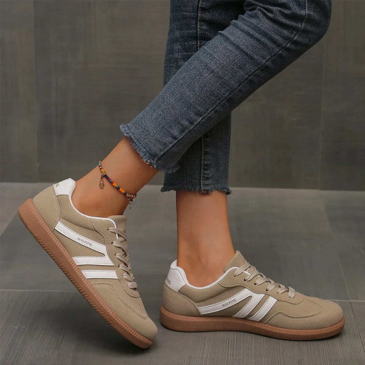 Zapatillas de deporte de primavera para mujer, zapatos planos vulcanizados informales a la moda, zapatos deportivos cómodos con cordones para caminar para otoño para mujer