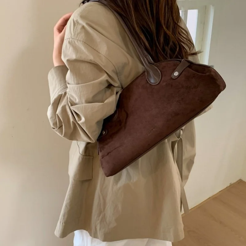 

Women's Messenger Bag Made Of Faux Leather Boasting Casual Finland High-End Spacious Soft Daily Look