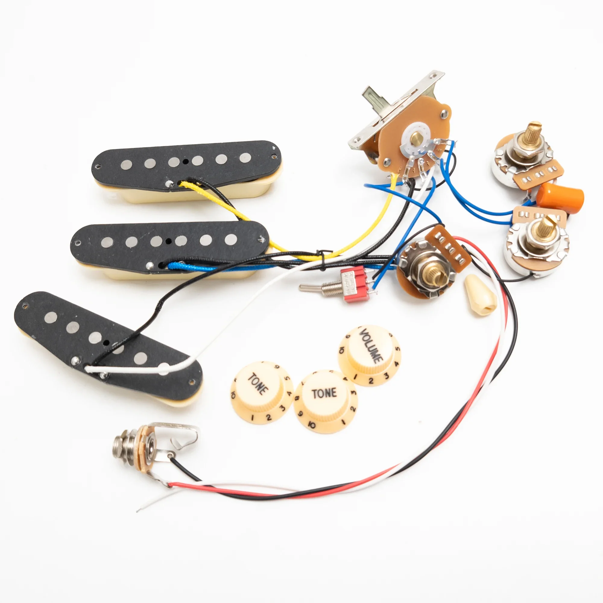 

Alnico 5 Prewired SSS Pickups for ST-Style Guitars – With CTS Pots, 5-Way Switch, Jack & Control Knobs