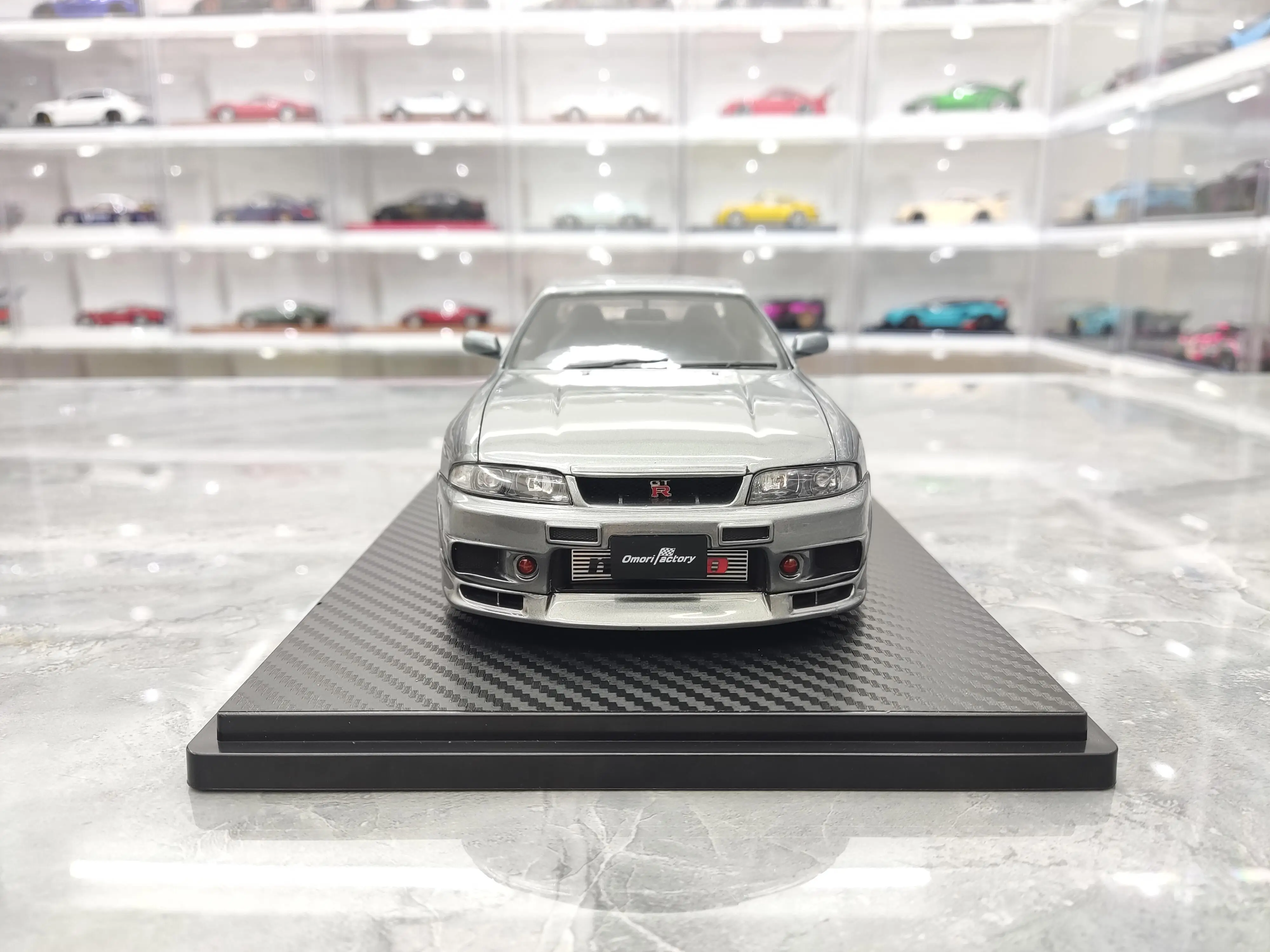 IG 1:18 For GTR R33 Skyline BCN CRS Nismo Gray JDM Simulation Limited Edition Resin Metal Static Car Model Toy Gift