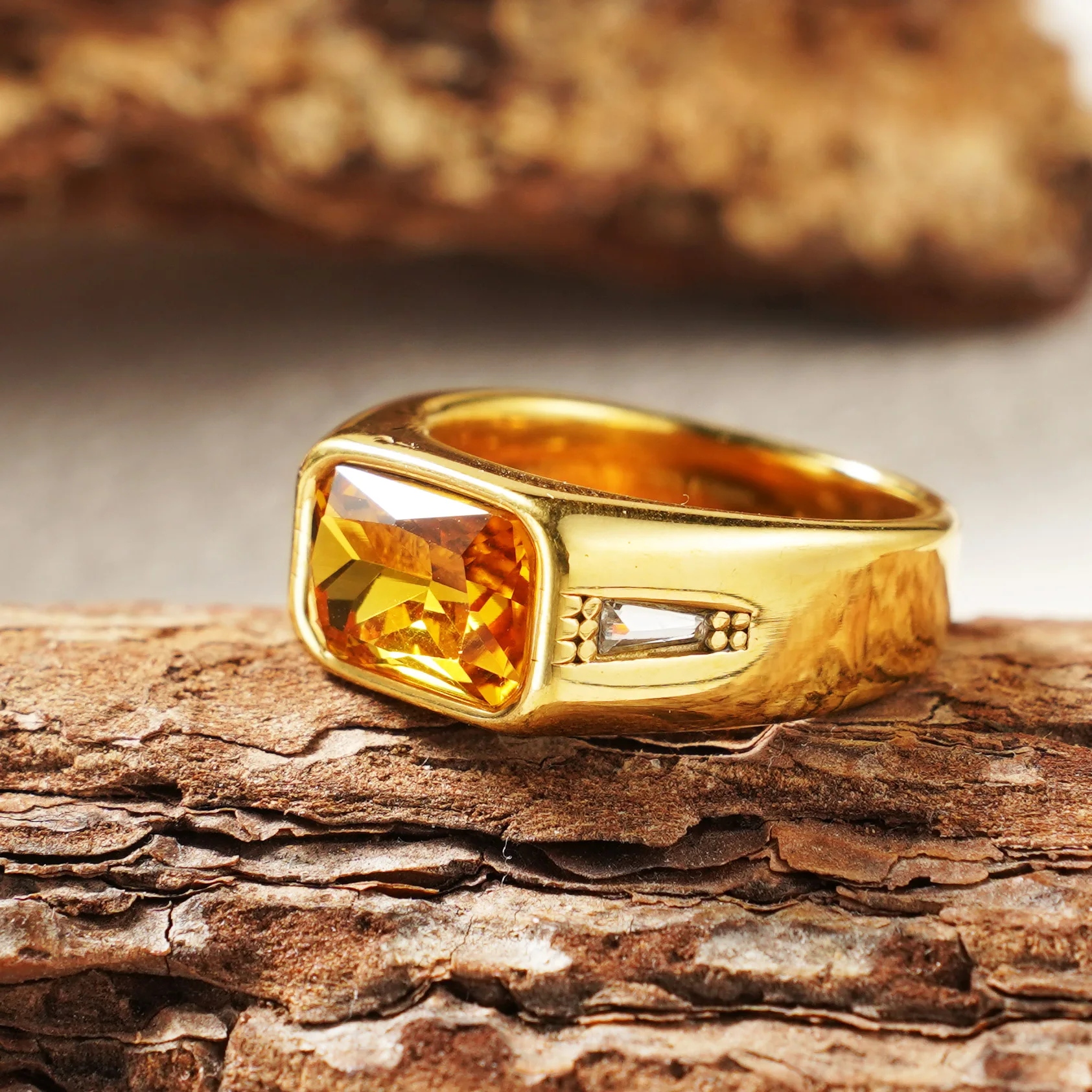 Vintage 18K Vergoldeter Siegelring, 316L Edelstahl, Farbiger Zirkon Statement-Ring für Männer/Frauen, Retro Edelstein-Band – Detail 4