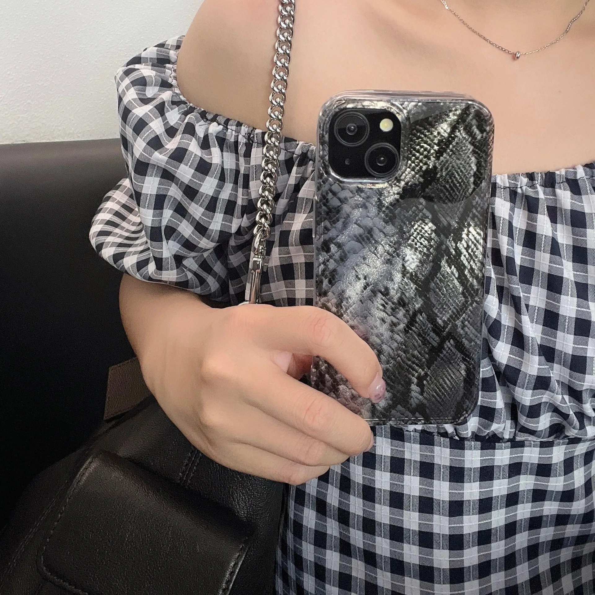 نمط جلد الثعبان الجديد مناسب لهاتف آيفون 16 جراب هاتف 14 15 برو ماكس حافة جلدية PC13 برو غطاء حماية مضاد للسقوط 12