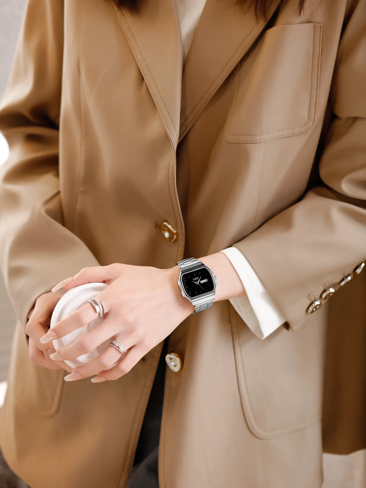 Watches for women 2025 new style light luxury fashion high-end temperament high-value watch female student female gift