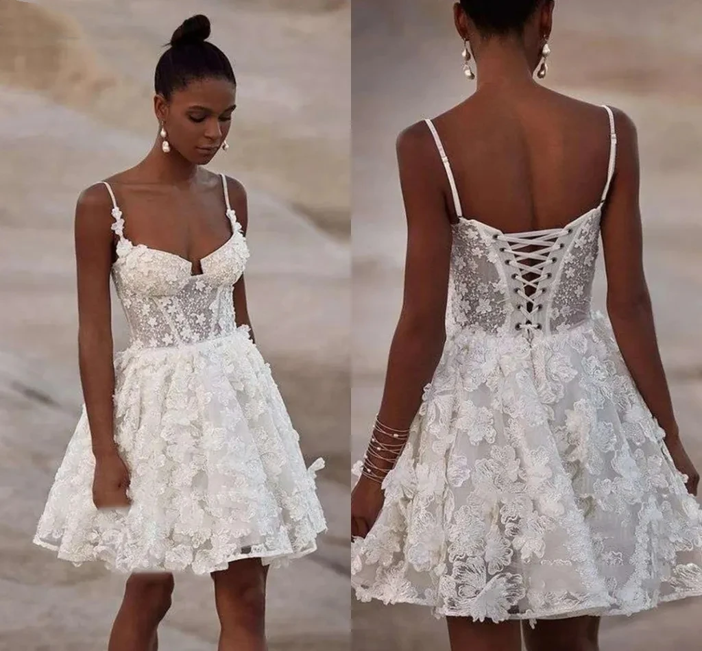 Elegant sexy Short A-line wedding dress Beautiful 3D floral lace Italian Halter Sexy bridal gown Bohemian Beach Party robe