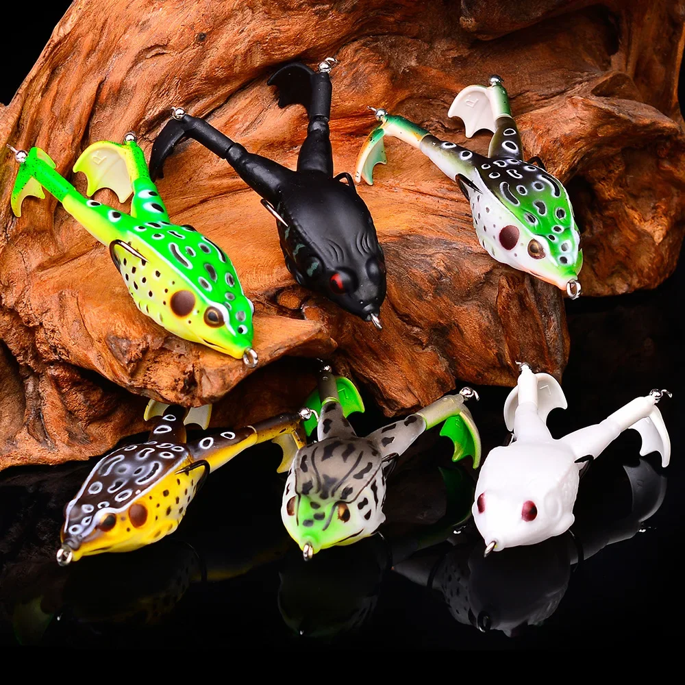 Frog Lure Baits Silicone Soft Treble Hook 13.5g Topwater Wobblers Artificial Bait Catfish Fishing Tools Double Propeller Legs