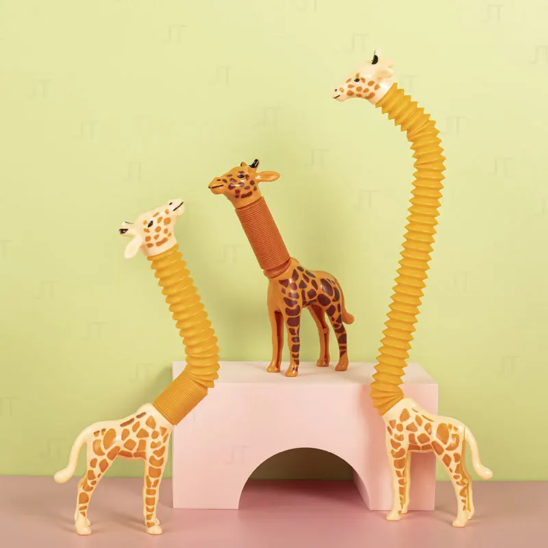 2PCS Glowing Giraffe Kids Toys Telescopic Tube Shocking Funny Comedy Children's Toys Creative Antistress Office Adult Toys