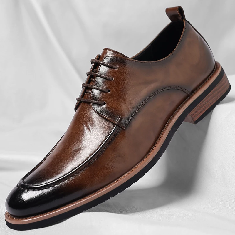 

New Designer Brand Men Formal Shoes Luxury Banquet Groom's Wedding Shoes Retro Brown Men's Leather Casual Shoes Pointed Lace Up