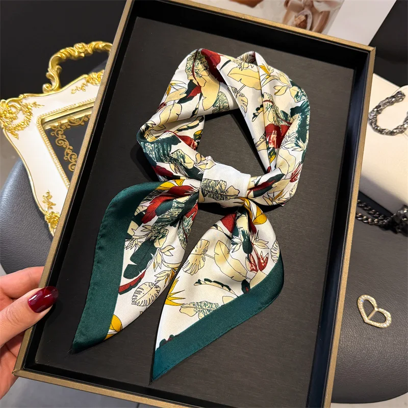 جديد فاخر ماركة الحرير وشاح مربع المرأة الرقبة الصيف شاطئ الشعر باندانا الحجاب شال التفاف الحجاب Echarpe