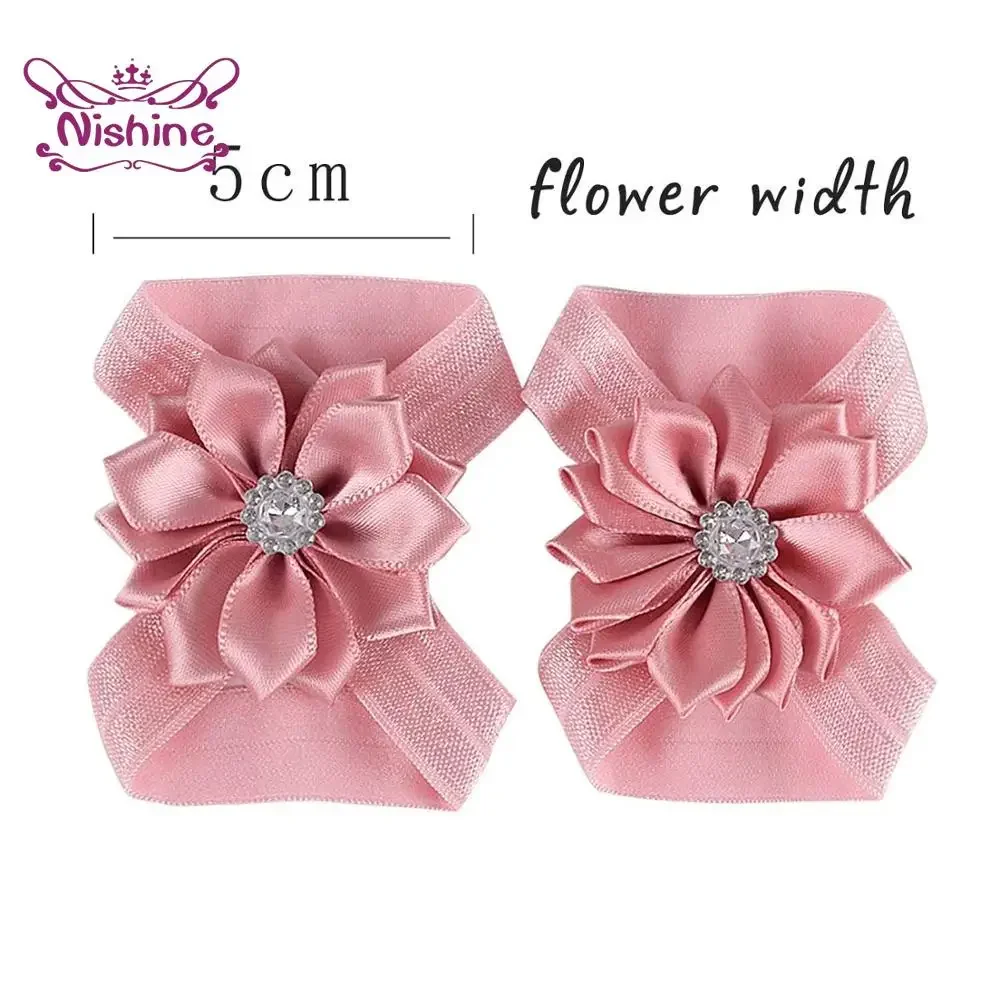 Cute 2pcs/pair Chic Satin Ribbon Flower Barefoot Sandals Baby Shower Gift Girls Newborn Toddler Kids Photography Props