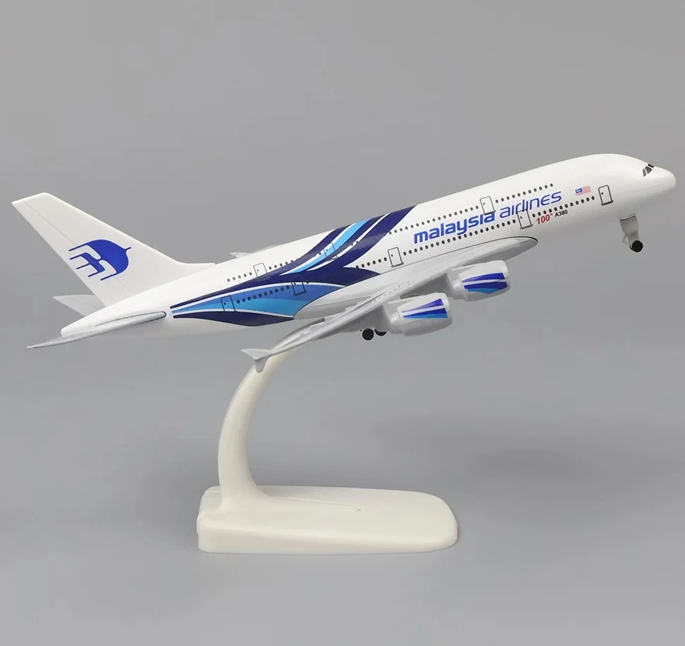 

1:400 Malaysia A380 Aircraft Simulation Die-Cast Scale 380 Airbus Aircraft Model Boutique Aviation Figures Children Boys Toys