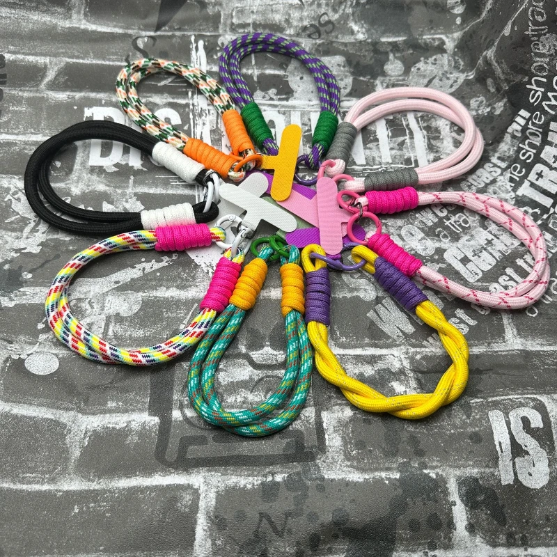 1PCS Phone Lanyard - Fashion Hanging Decoration, Twist Rope Wrist Short Strap, Strong Anti-Loss Pendant, Portable