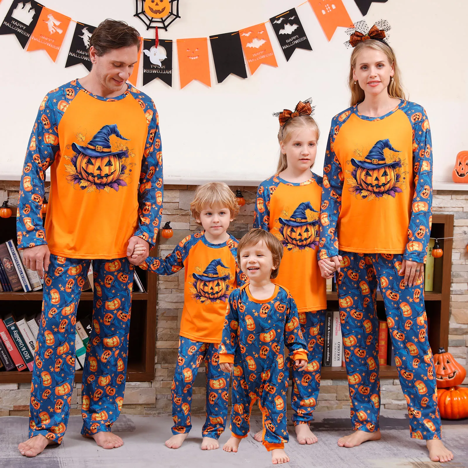 New 2025 Skull Pumpkin Print Family Matching Pajamas Set Halloween 2 Pieces Suit Mom Dad Kids Clothing Sets Full Sleeve Pyjamas