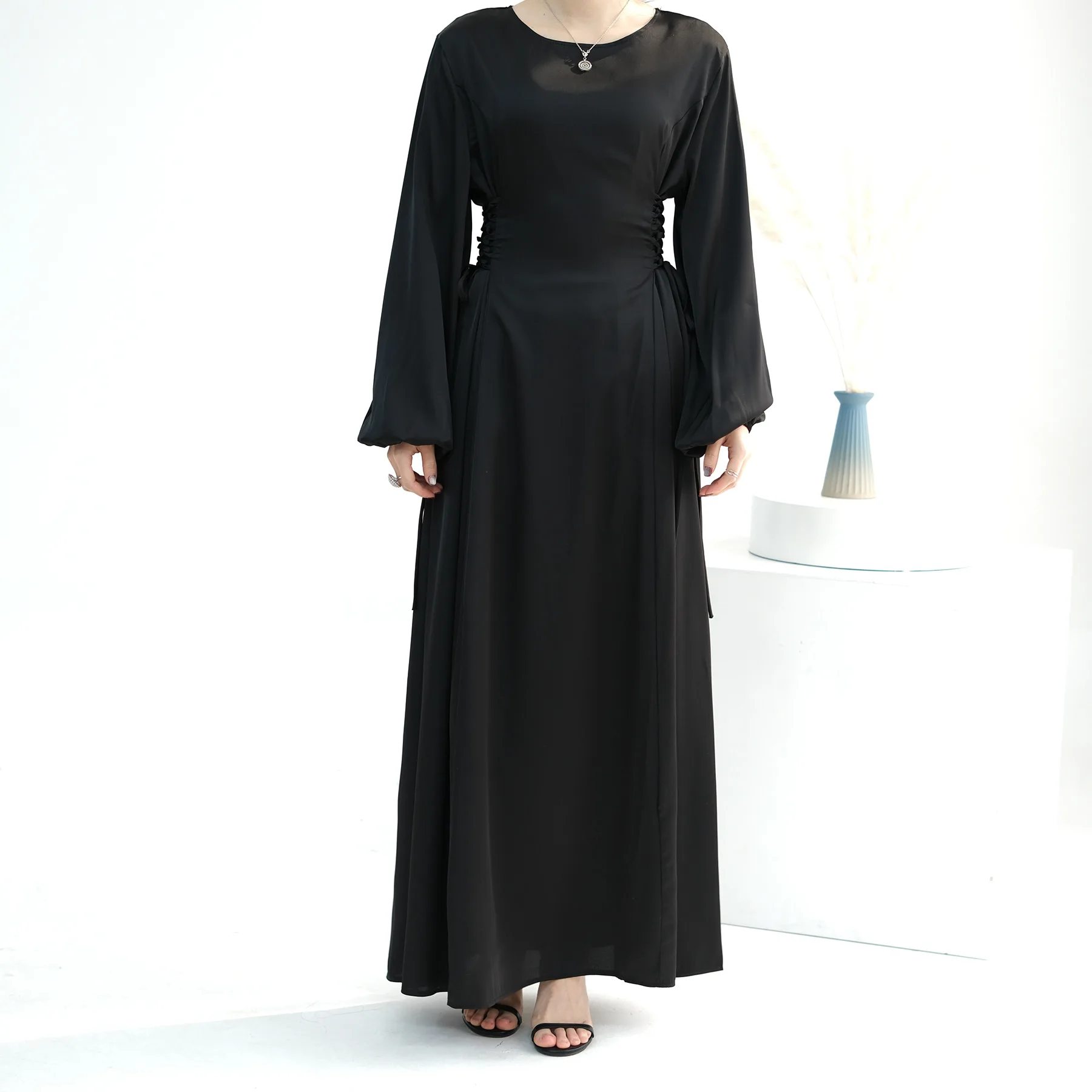 Wholesale Turkish Dubai Abaya Design Muslim Dress With Belt Women Luxury Elegant Satin Wedding Evening Dress Modest Abaya