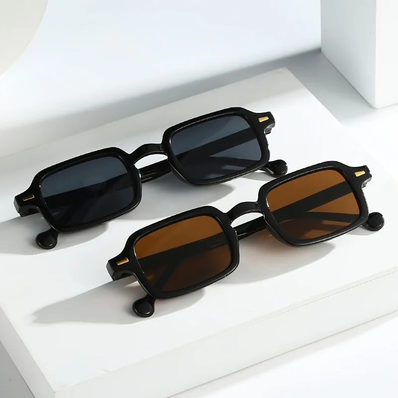 Quadratische Retro-Sonnenbrille für Damen, Vintage-Sonnenbrille, UV400-Schutz, trendige Farbtöne, modischer Stil