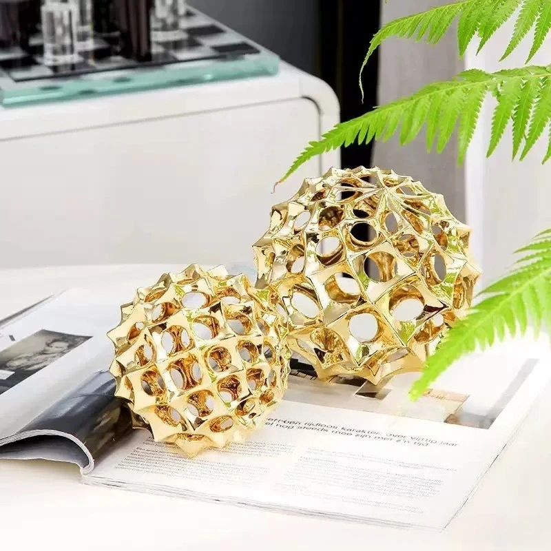 Spherical Metal Miniatures Modern Creative Hollowing Out Miniatures Simple Smooth Handiness Crafts Home Decoration Accessories