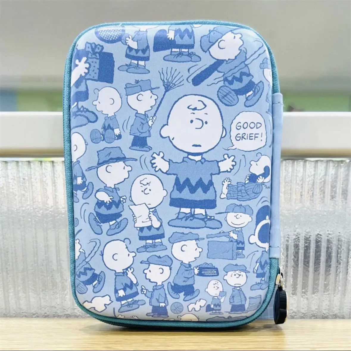 

Kawaii Snoopy Printed Square Digital Accessory Storage Anime Cartoon Cute Organizing Box Headphone Box Coin Purse Girl Gift Toys