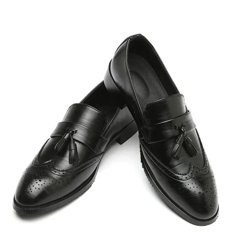 Mocassins en cuir pour hommes, chaussures de marque classiques, Brogue à pampilles, chaussures formelles pour hommes, chaussures décontractées Bullock, grande taille ino -48, 886