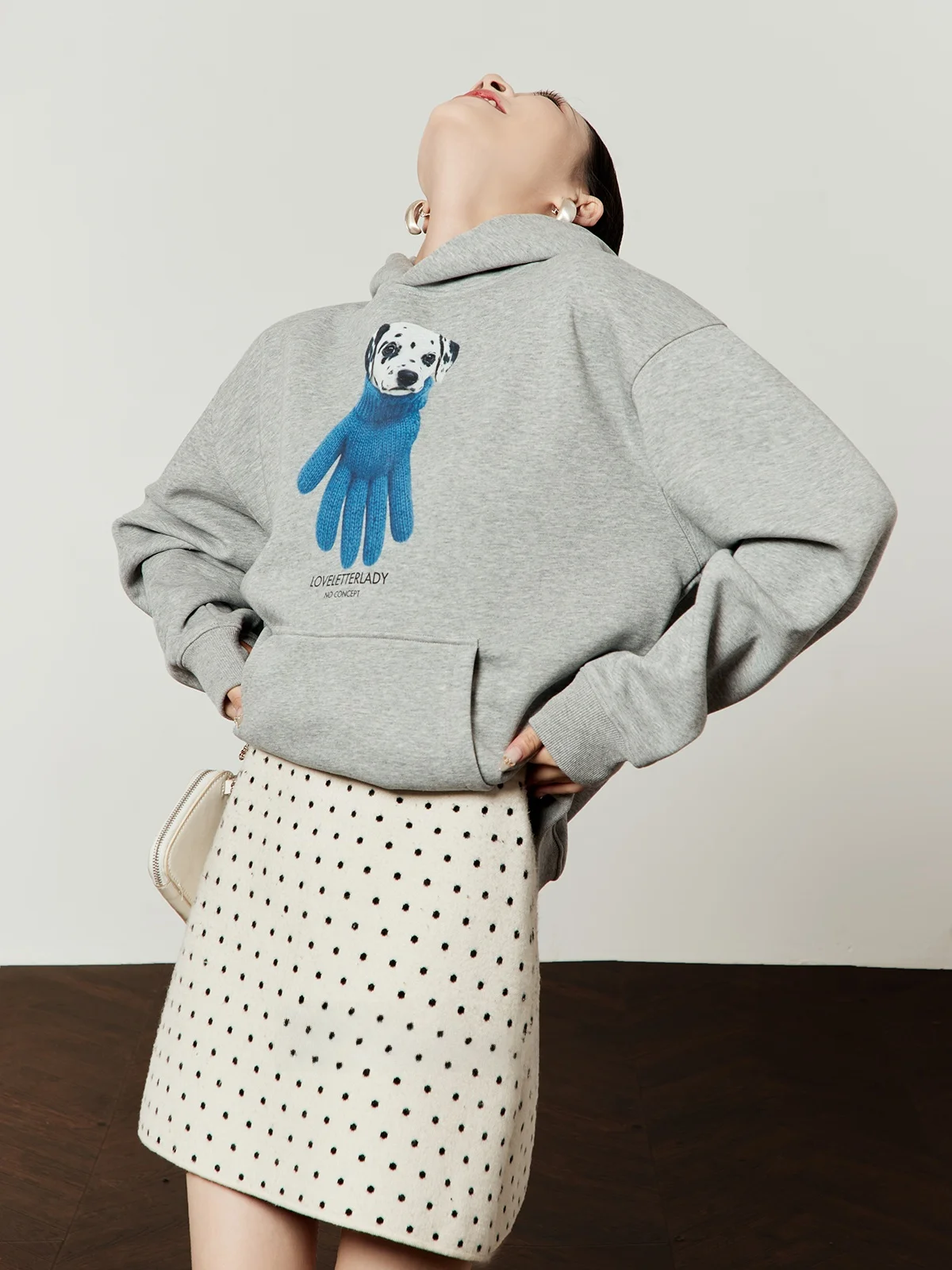 

Faionable ey Dog Flower Print Gloves Hoodie Women's Loose Fit Spring New Sle Top by Zhou Li Wu