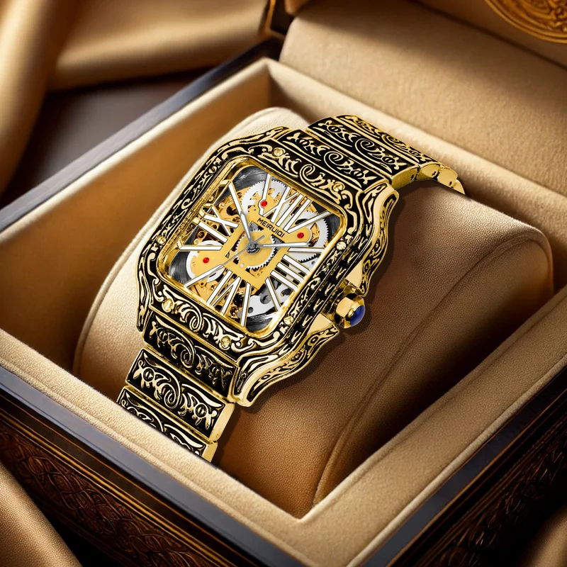 A men's yellow retro style classical carved pattern fully automatic mechanical watch