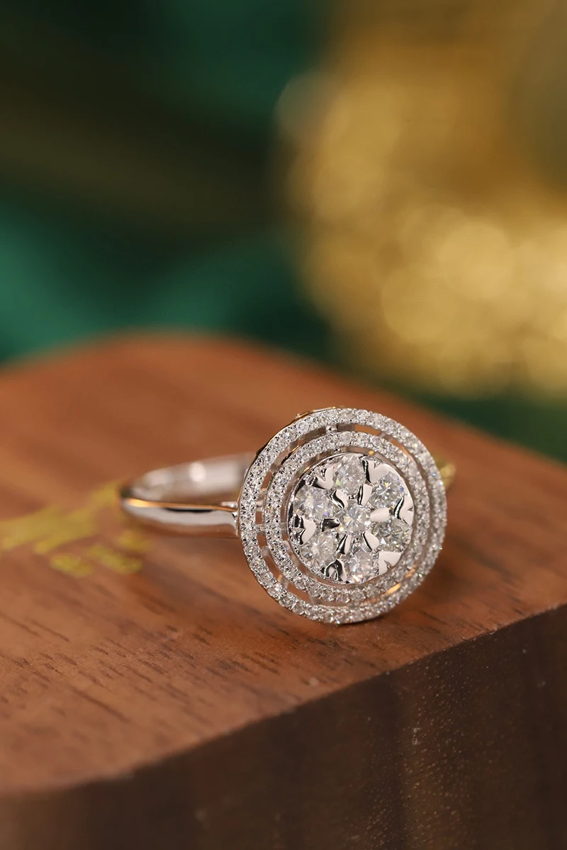 KUGG 100% 18K White Gold Rings Shiny Round Shape 0.55carat Real Natural Diamond Engagement Ring for Women High Wedding Jewelry