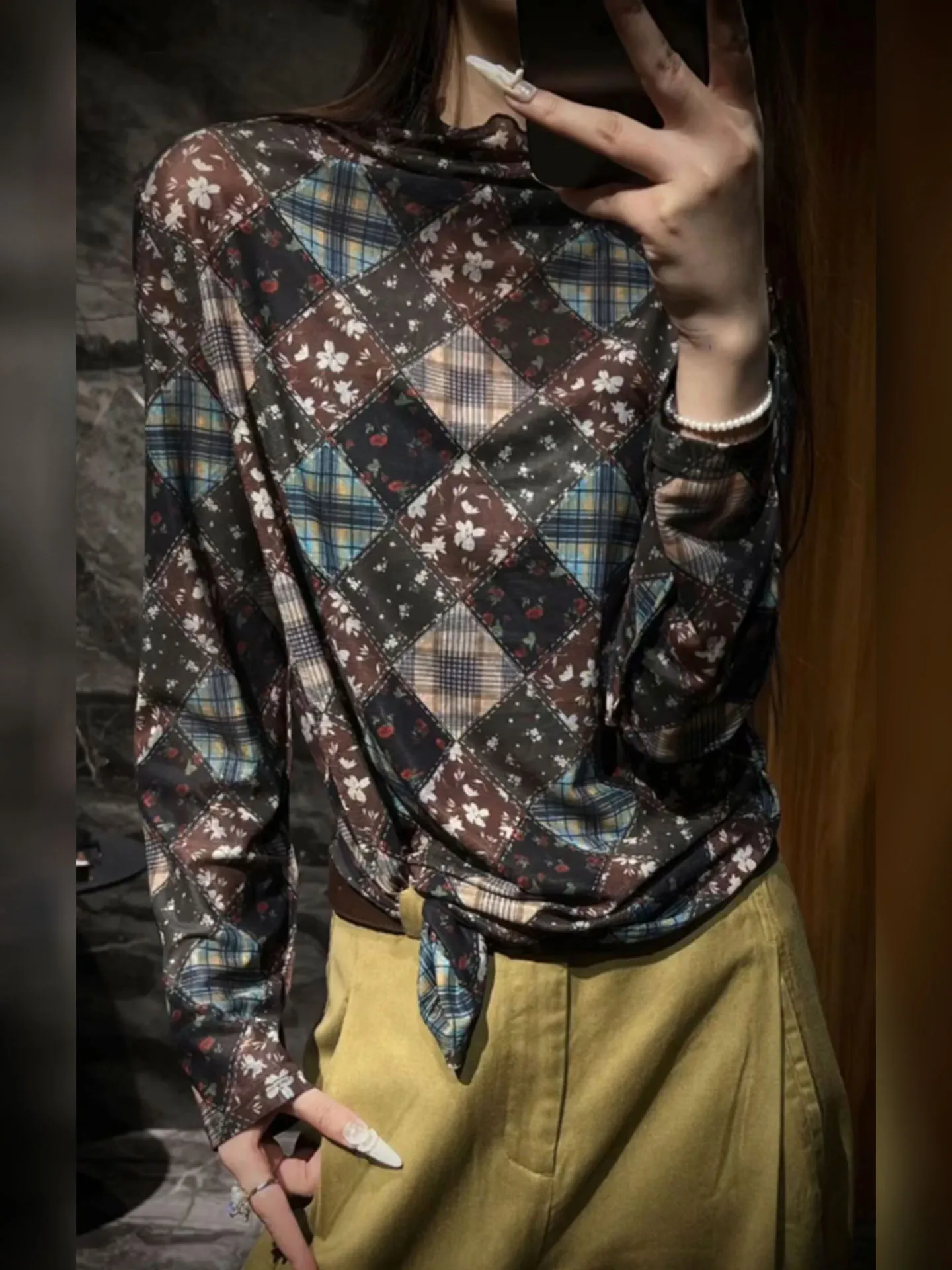 

Retro Feel Long Sve Slim Fit Printed irt Women's Spring 2026 New Design Patchwork Sle Faionable Top Quali Fabric