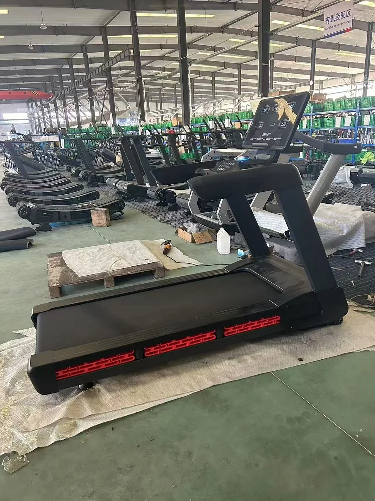 Macchina da corsa all'ingrosso Uso commerciale in palestra per carichi pesanti Popolare nel tapis roulant commerciale del centro fitness