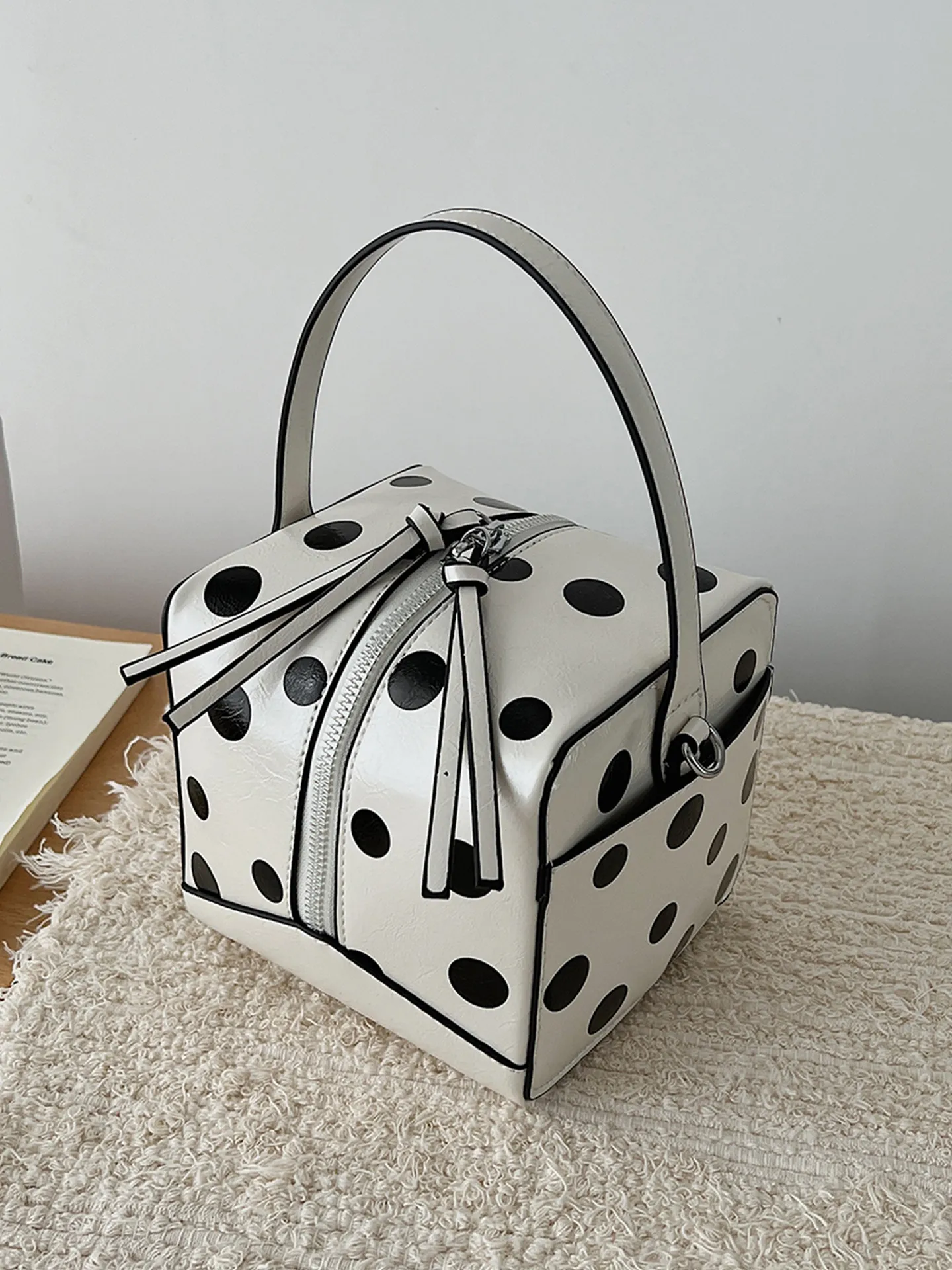 

Mini Polka Dot Evening Bag New 2026 Spring Summer Single Shoulder Crossbody Box Bags Luxury Versatile Party Handbags