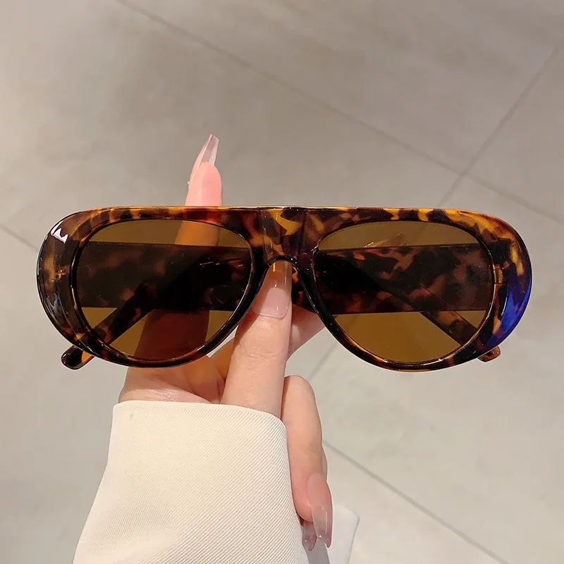 2025 Women Vintage Large Frame Sunglasses Travel Fashion UV400 Sun Glasses Unisex Men Oversized Outdoor Eye Protection Gogggles